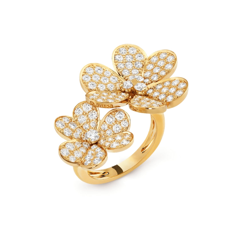 Frivole Clover Between the Finger Yellow Gold-Plated Ring Seven