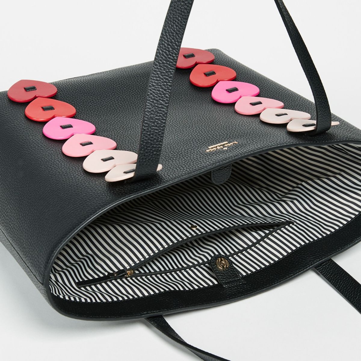 Kate spade yours truly heart 2025 bag