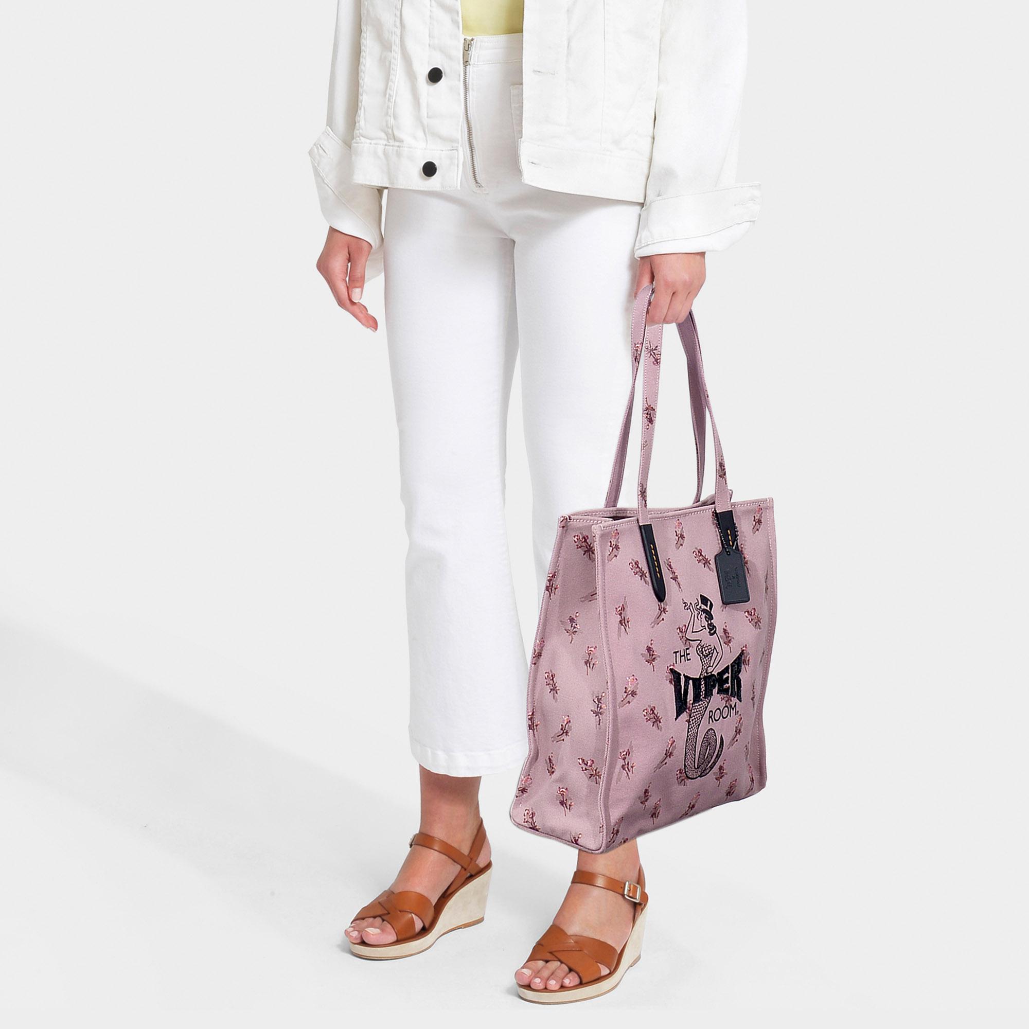 極美品 the viper room coach bag トートバッグ COACH® | Viper Room Tote 42 With Camo Print