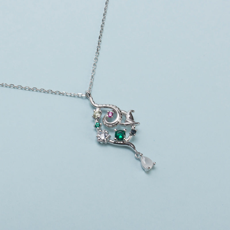 The Carat Shop Harry Potter Slytherin Crest Necklace WN0023