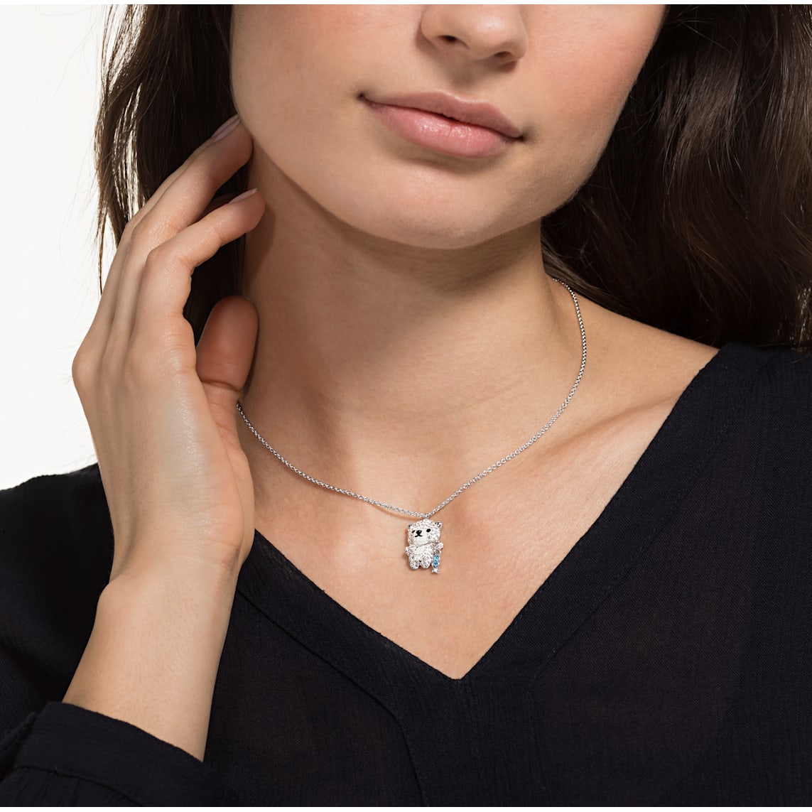 Swarovski fish pendant deals