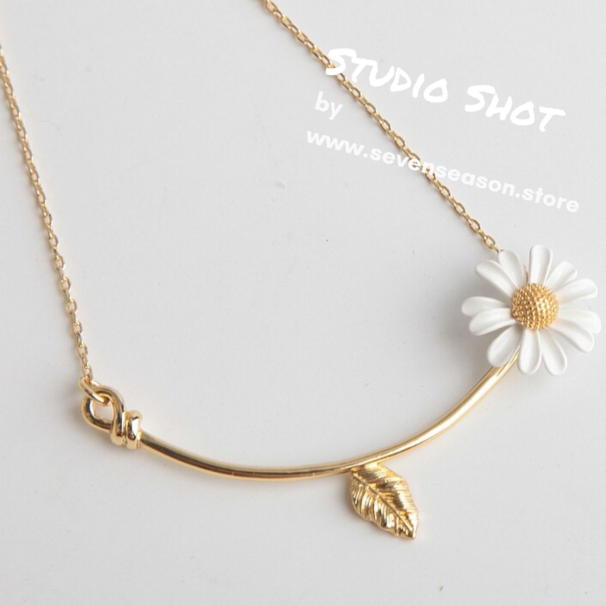 Into the Bloom Mini Necklace Seven Season