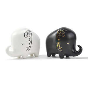 kate spade new york Woodland Park™ Elephant Salt and Pepper Shaker-Seven Season